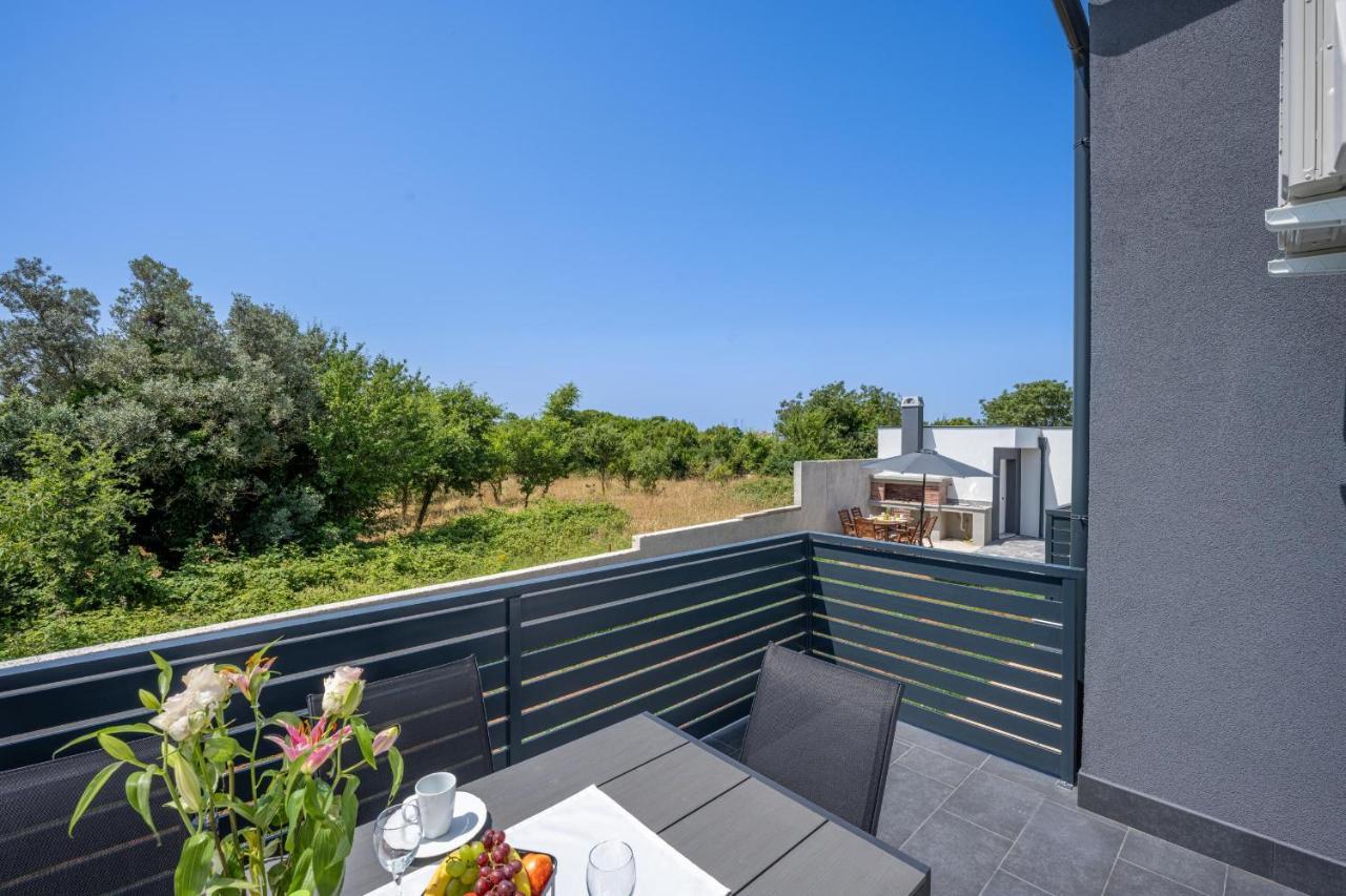 Domus Alba Apartments Пула Экстерьер фото